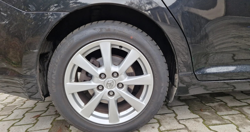 Toyota Avensis cena 37500 przebieg: 212000, rok produkcji 2011 z Czarnków małe 667